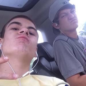 Meet your Posher, Dillon